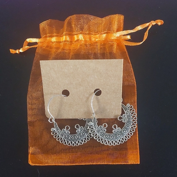 Silver Crescent Filigree Earrings - Picture 1 of 1